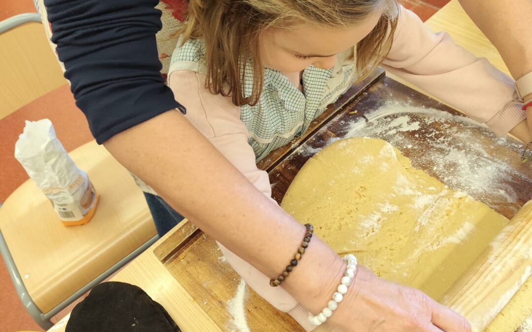 Biscuits de Noël en maternelle.