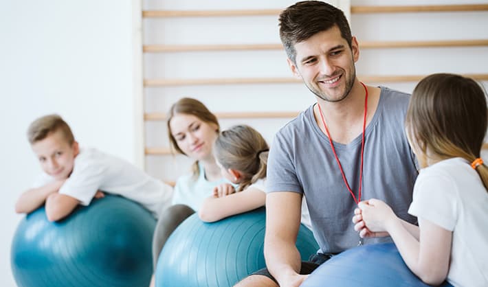 OFERTA DE EMPLEO: Profesor de educación Física y Deportiva. Contrato de sustitución